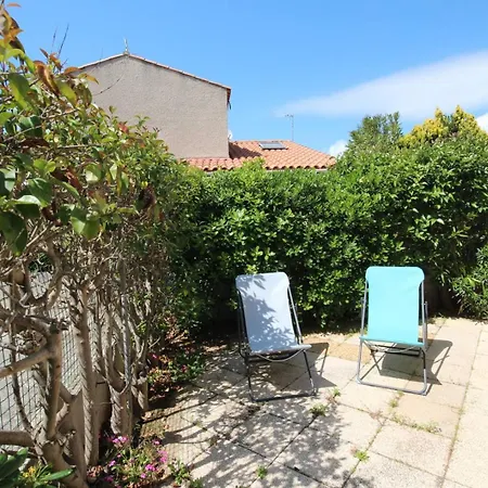 Villa Jolie Maison D'angle, Belle Terrasse Arboree Et Cloturee , 4 Couchages, Cuisine Climatisee , A 400 M De La A Lrhp58