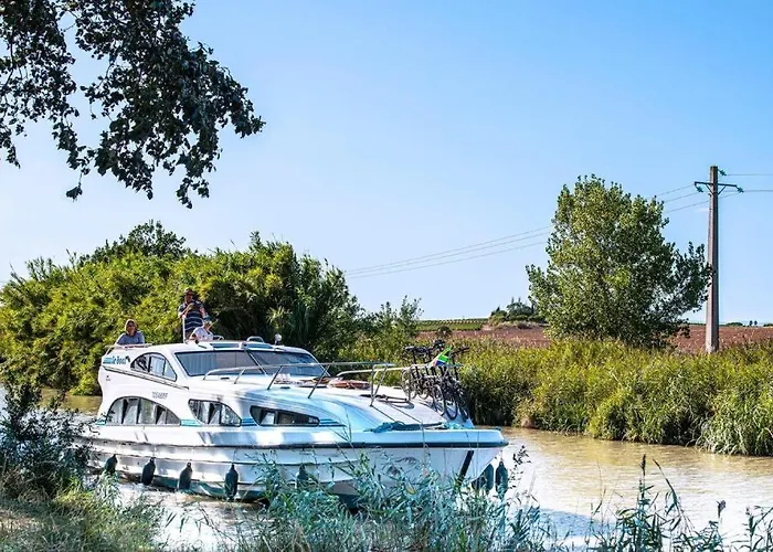 Jolie Maison D'angle, Belle Terrasse Arboree Et Cloturee , 4 Couchages, Cuisine Climatisee , A 400 M De La A Lrhp58 * Portiragnes