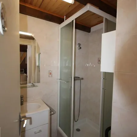 Jolie Maison D'angle, Belle Terrasse Arboree Et Cloturee , 4 Couchages, Cuisine Climatisee , A 400 M De La A Lrhp58 Portiragnes